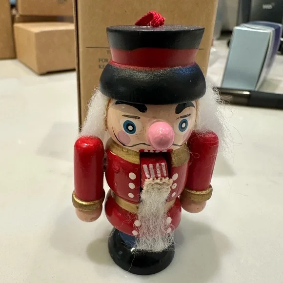 Avon Holiday Nutcracker Ornament- red - Picture 13 of 16